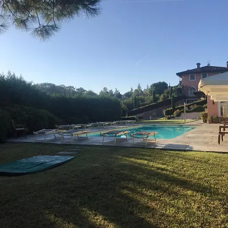 Bricco Dei Cogni Country house
