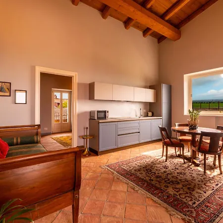 Landhaus Bricco Dei Cogni La Morra