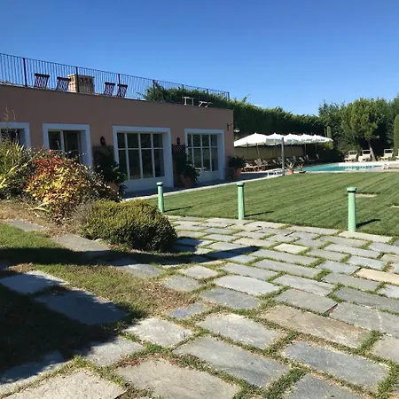 Bricco Dei Cogni Landhaus